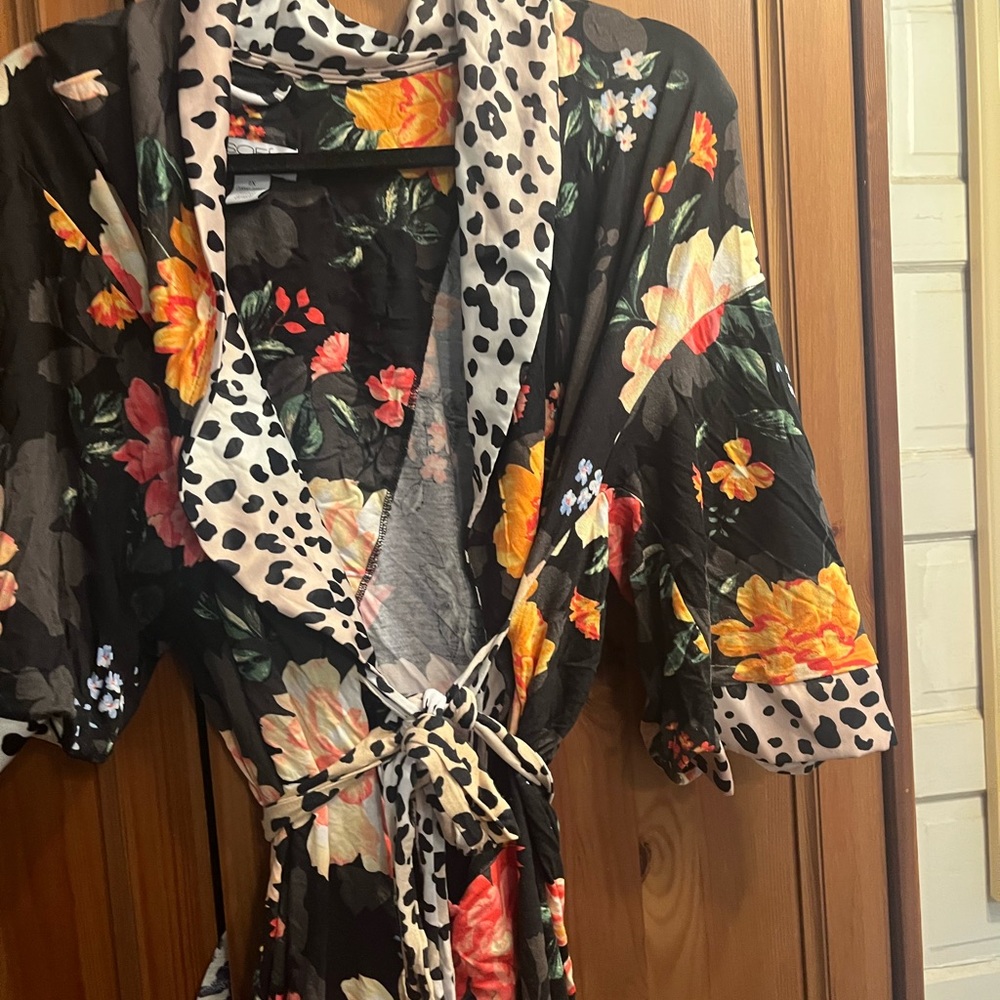 Floral Kimono Robe with Leopard Print